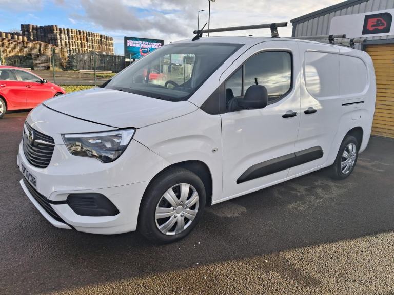 Vauxhall Combo 2300 SPORTIVE L2 100PS 6 DOOR, EURO 6