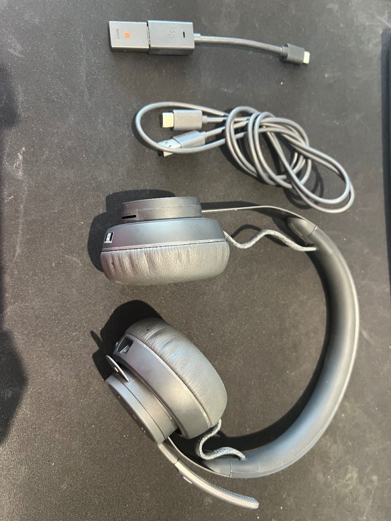 Logitech Zone Wireless (Teams Version) Over-Ear Headset