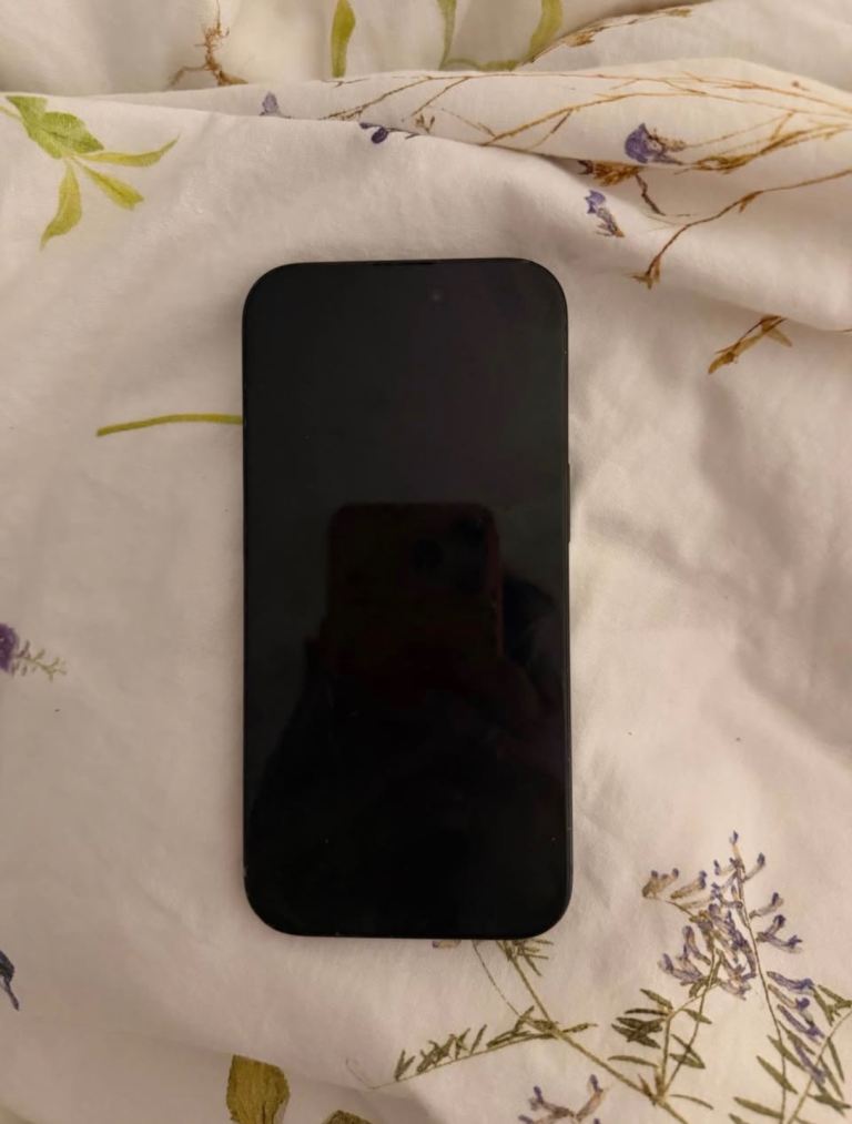 iPhone 15, 128GB