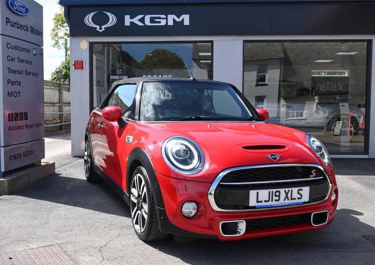 2019 MINI Convertible 2.0 Cooper S Exclusive II 2dr CONVERTIBLE PETROL Manual