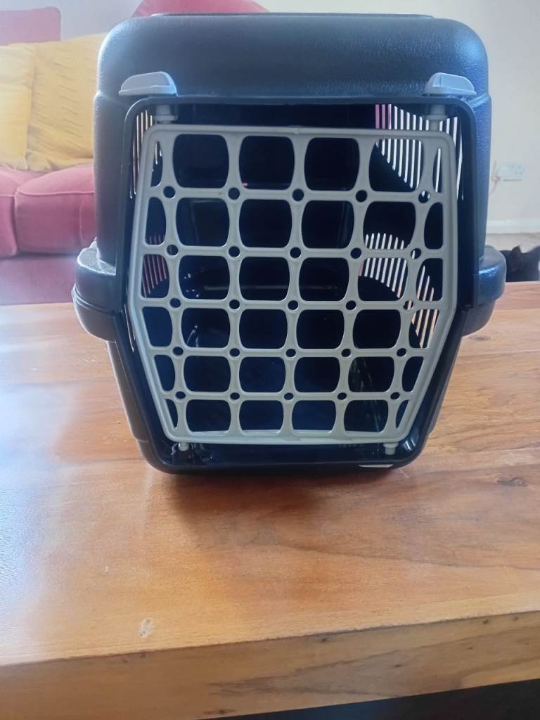 Cat carrier