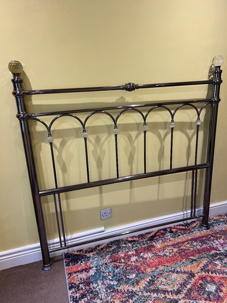 Krystal headboard 