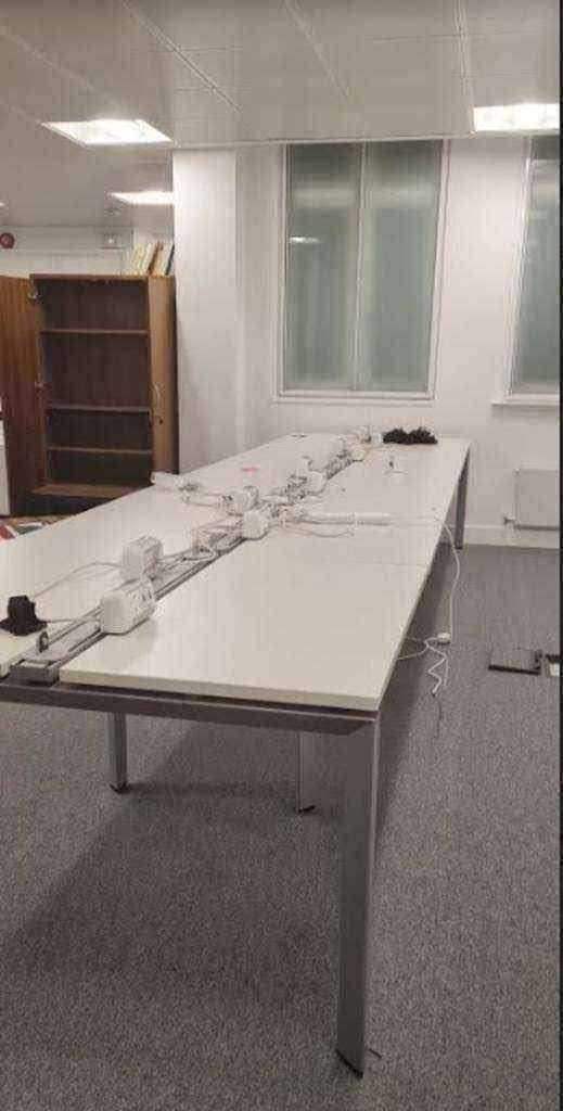 Used 10-Seater pod office bench desks in white hot desking call centre bank of 10