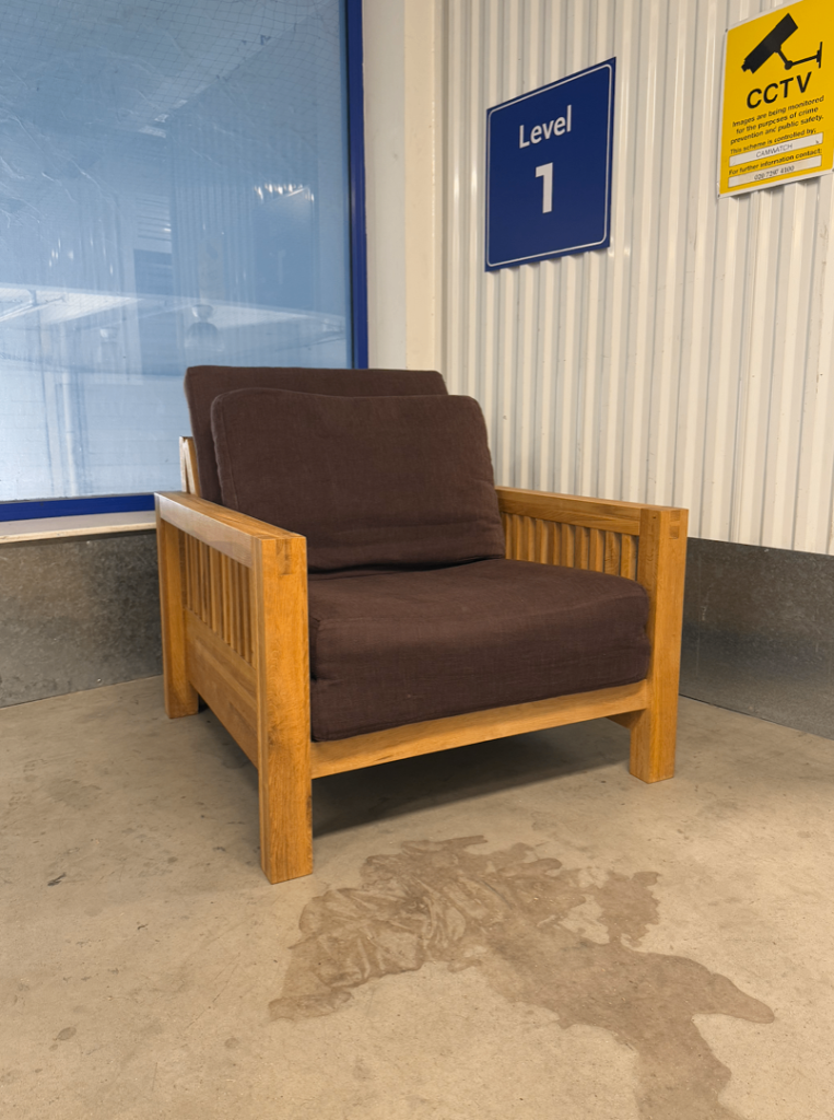 Futon Company solid oak single chair great condition 