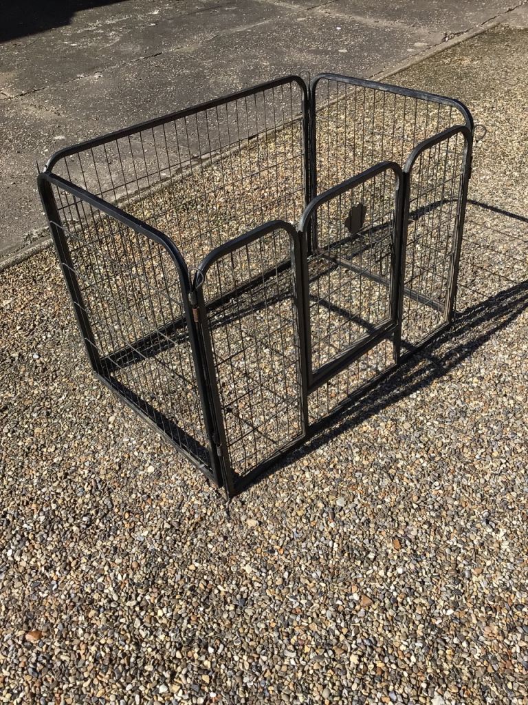 Doggy playpen