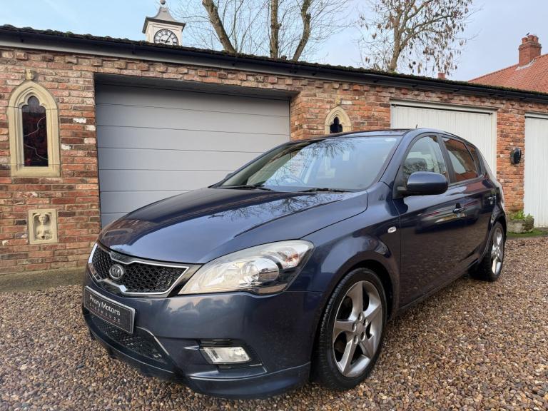 KIA CEED 1.6 CRDi 3 2011