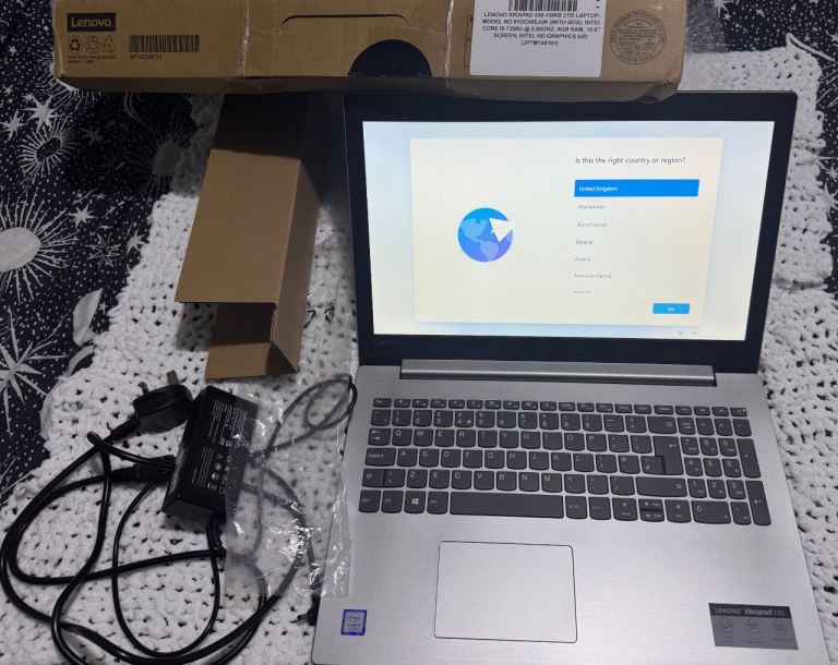 LENOVO IDEAPAD 330  2TB LAPTOP (WITH BOX). INTEL CORE 15-7200U @ 2.50GHZ, 8GB RAM, 