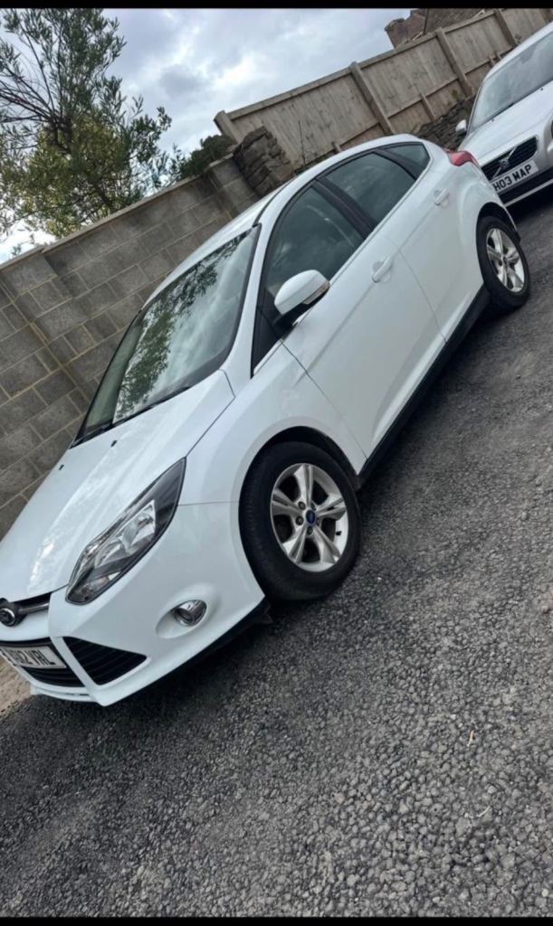 Ford, FOCUS, Hatchback, 2012, Manual, 1596 (cc), 5 doors
