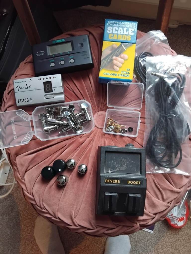 Guitar bits and pieces