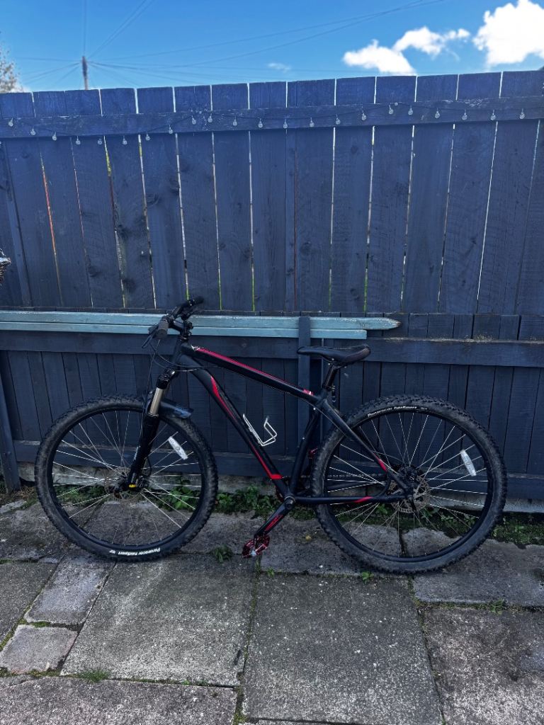 Black Specialized Mountain Bike with Red Accents – Good Condition