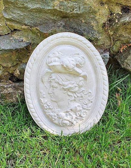 Victorian lady hanging plaque