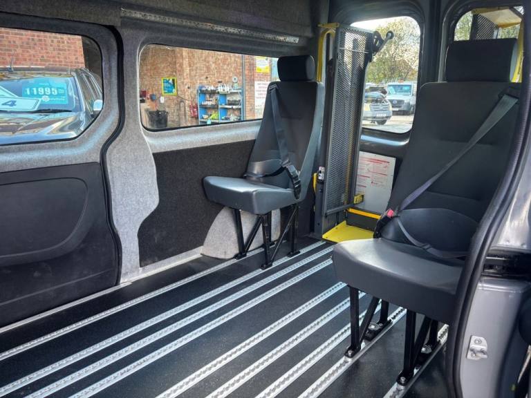 2018 18 RENAULT TRAFIC MINIBUS  ENERGY 29 BUSINESS  5DR DIESEL MANUAL LWB HIGH R