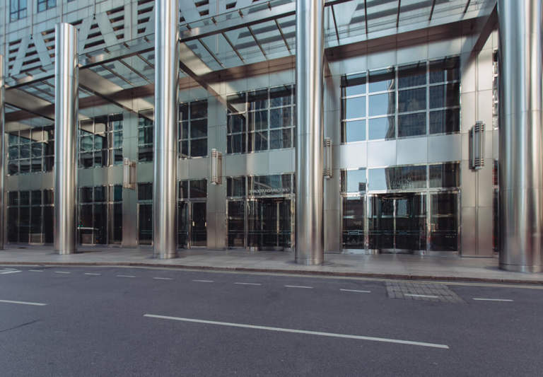 5 to 1000 Person Private Office Suites to rent in *Canary Wharf*, Central London E14