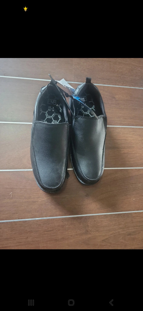 Brand new boys school shoes size 2