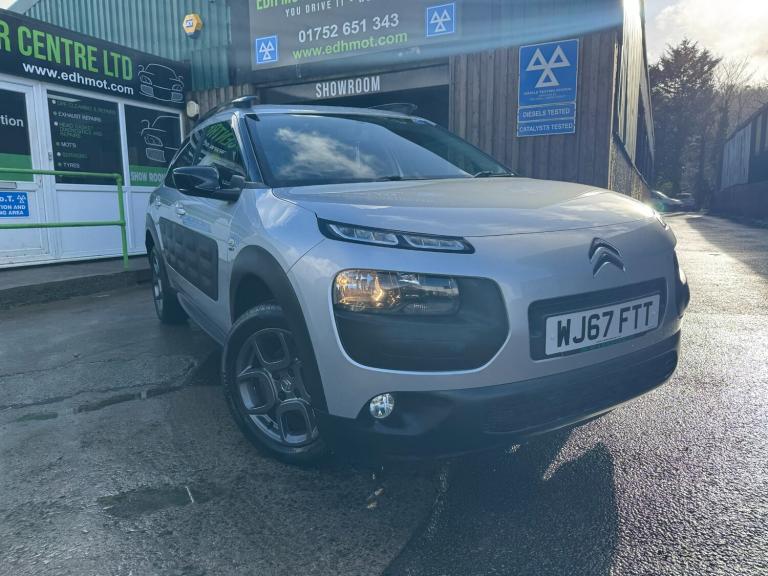 2017 Citroen C4 Cactus 1.2 PureTech [82] Feel 5dr HATCHBACK Petrol Manual