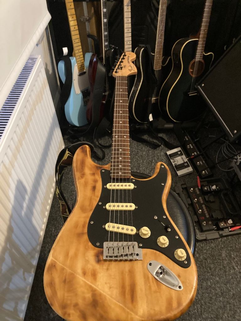 Stunning fender part caster solid oak rosewood £125 