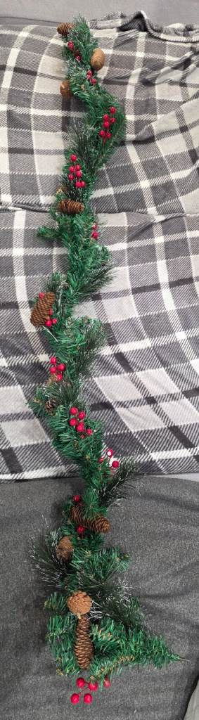 Christmas Garland with Artificial Mixed with Pine Cones
