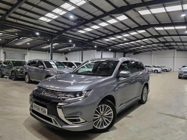 2018 Mitsubishi Outlander 2.4h TwinMotor 13.8kWh 5h CVT 4WD Euro 6 (s/s) 5dr ESTATE Petrol/Electr...