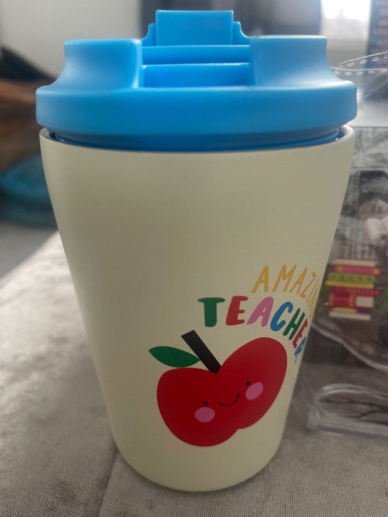 Cream 'Amazing Teacher' Reusable Travel Cup with Blue Lid