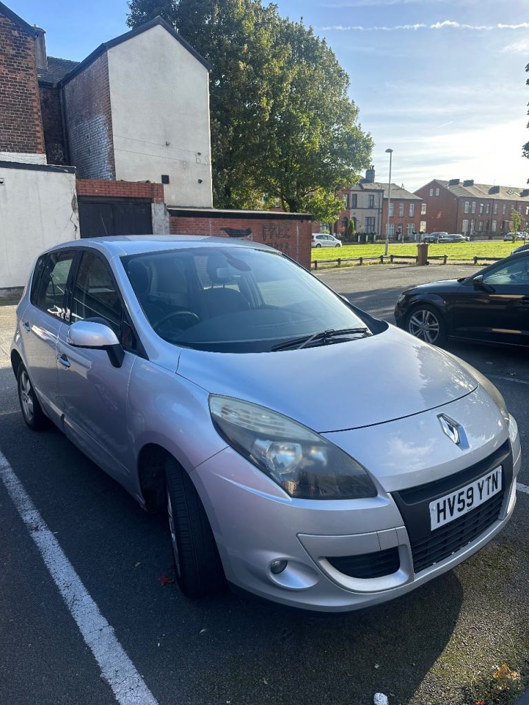 Renault SCENIC Spacious Hatchback MPV 5 doors TOMTOM Edition - 12 months MOT