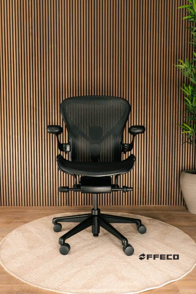 Showroommodel Herman Miller Aeron Remastered Onyx