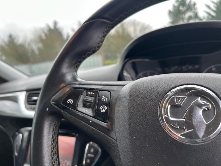 2015 Vauxhall Corsa 1.2i Design Euro 6 3dr HATCHBACK Petrol Manual