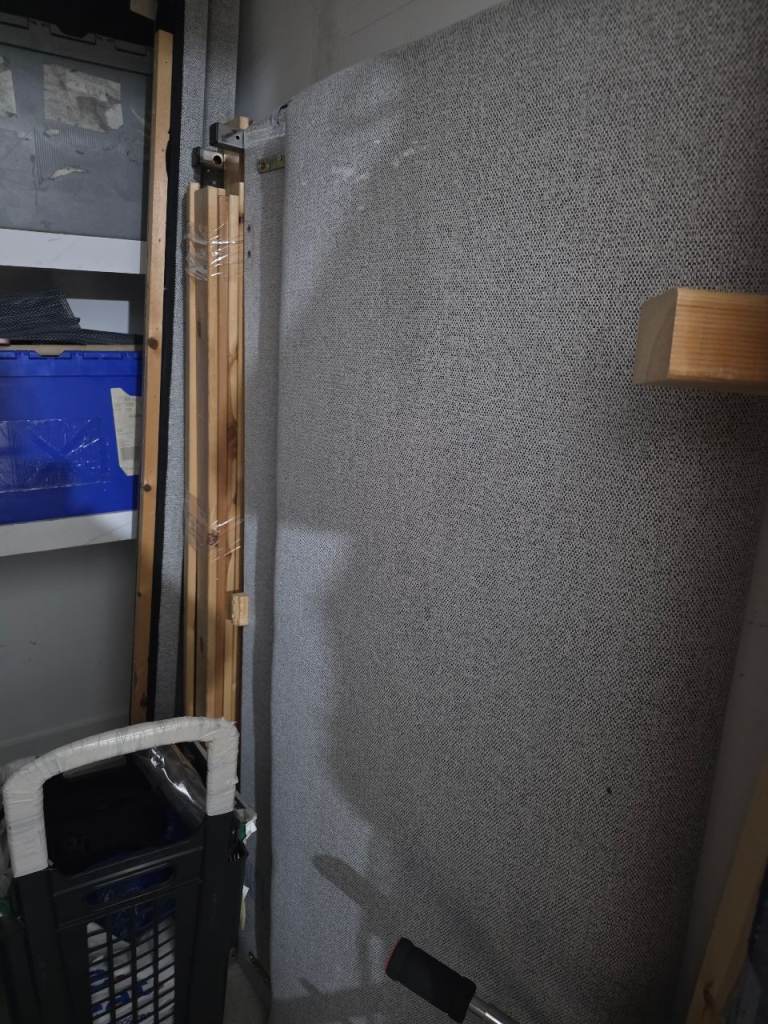 Kingsize bed free