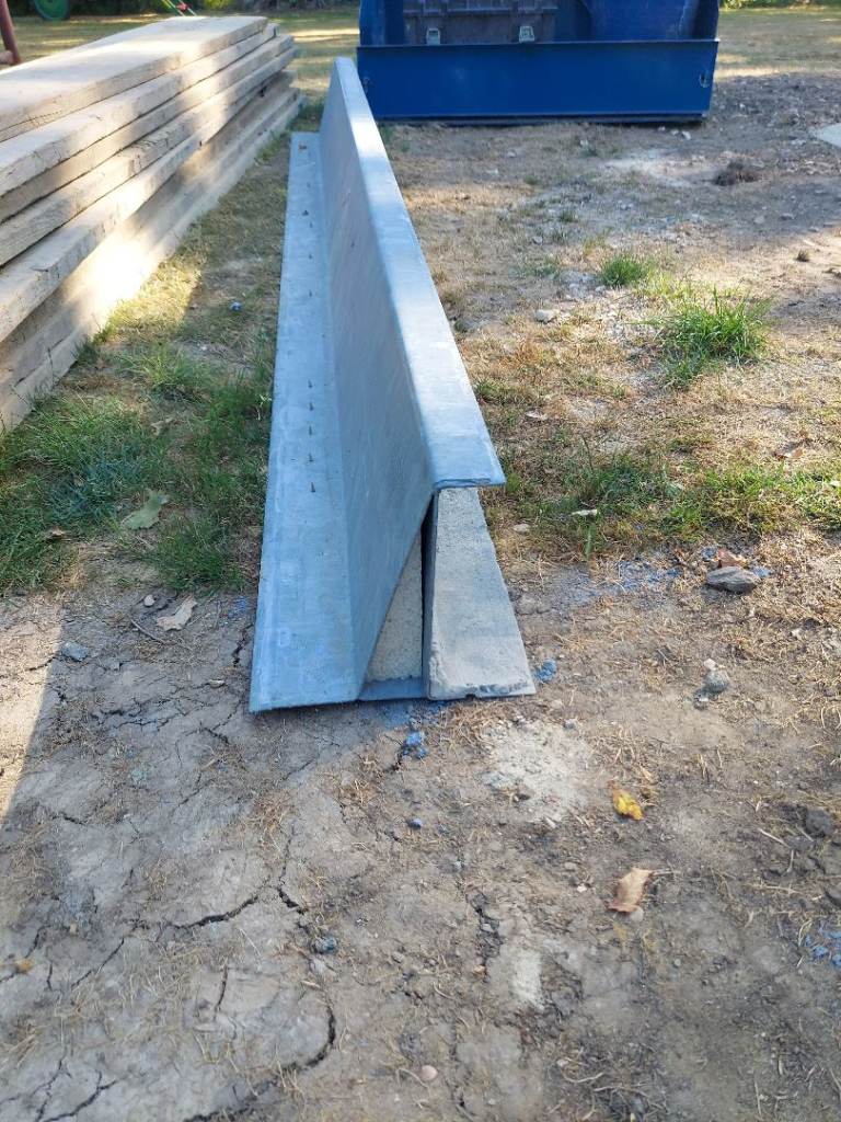 steel Lintel 100mm cavity 2700mm long