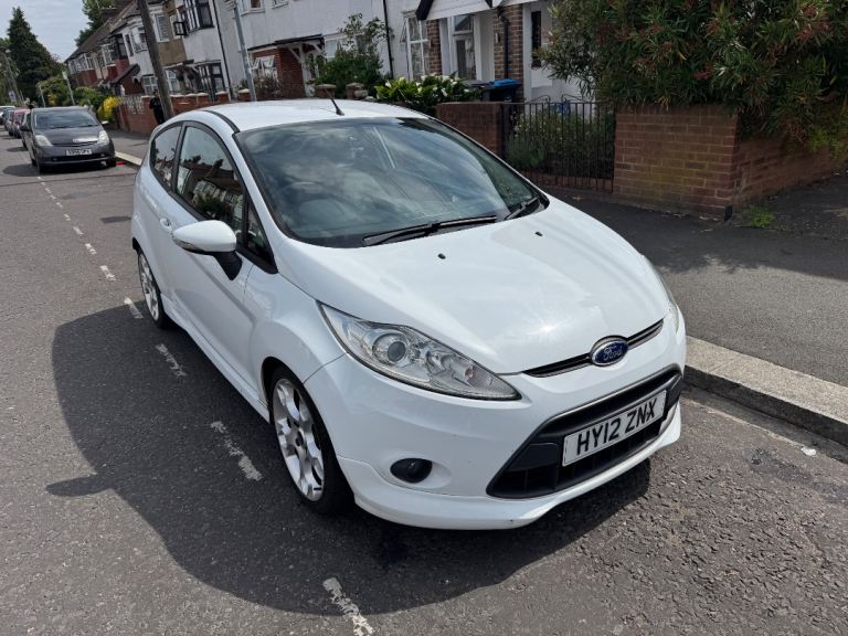 Ford Fiesta 1.6 zetec s, 2012, petrol