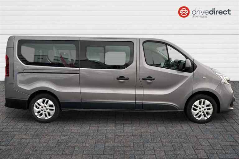 2020 Renault Trafic 2.0 dCi ENERGY 30 Sport Nav Minibus Double Cab 5dr Diesel Manual LWB Euro 6 M...