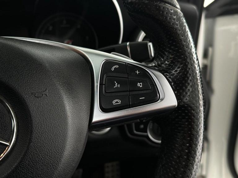 MERCEDES-BENZ C CLASS 2.1 C220d AMG Line (Premium) G-Tronic+ Euro 6 (s/s) 4dr