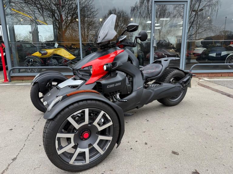 70PLATE CAN-AM RYKER RALLY 900cc FULLY AUTOMATIC SPYDER TRIKE