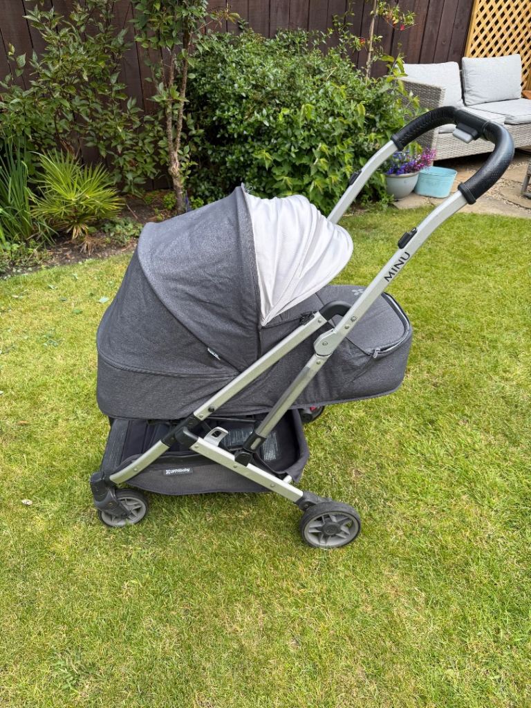 Uppababy Minu Grey Pram to Pushchair - Good Condition, Converts to Pram