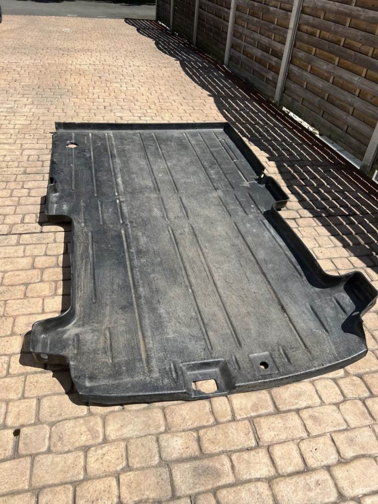 Ford Transit Custom rear floor lining