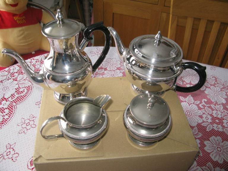 Arthur Price tea and coffee set