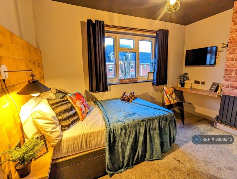 1 bedroom in Bridge Road, Coalville, LE67 (#2806540)