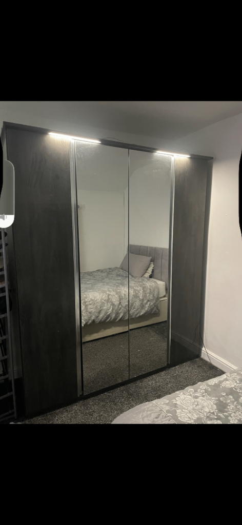 Grey gloss 4 door wardrobes 