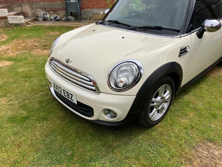 Mini, CONVERTIBLE, Convertible, 2012, Manual, 1598 (cc), 2 doors