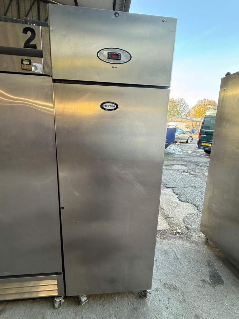 Commercial single door fridge fully serviced cafe shop restaurant 