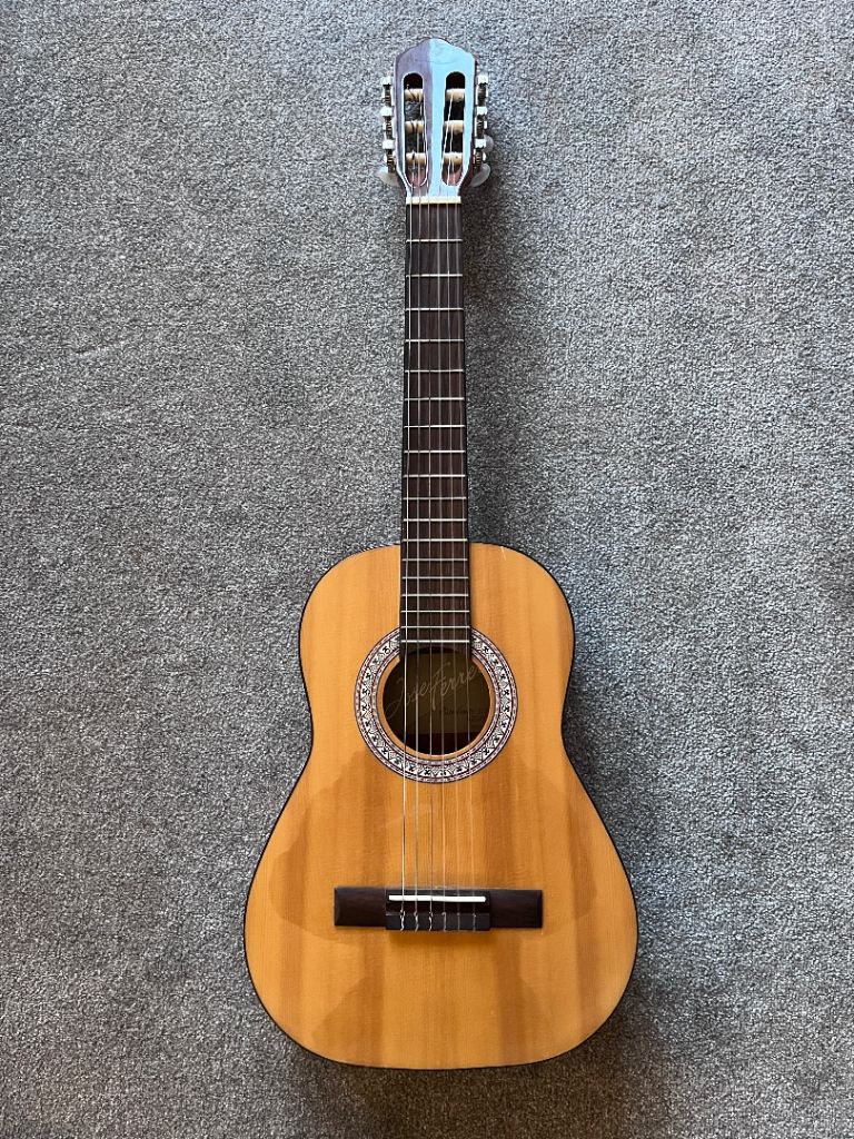 Jose Ferrer Estudiante 1/2 5208C Classical Guitar with Gig Bag