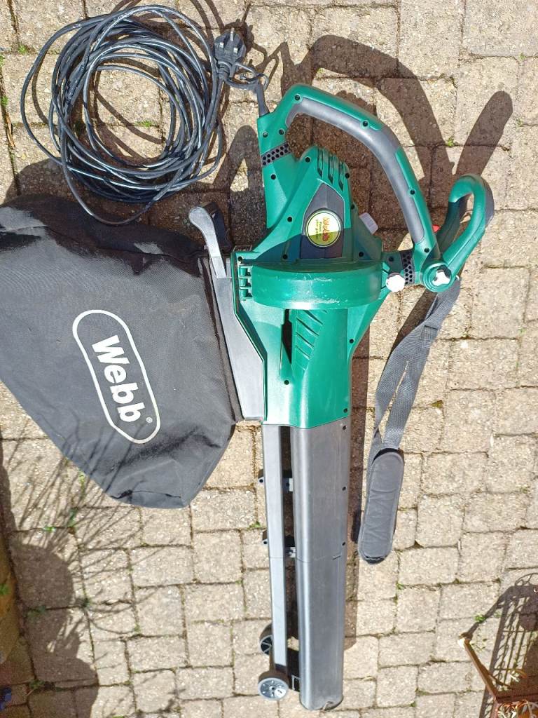 Webb garden vac and blower 