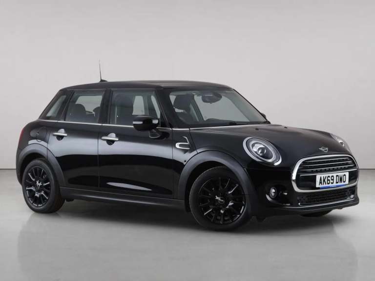 2019 MINI Hatch 1.5 Cooper Classic Euro 6 (s/s) 5dr Hatchback Petrol Manual