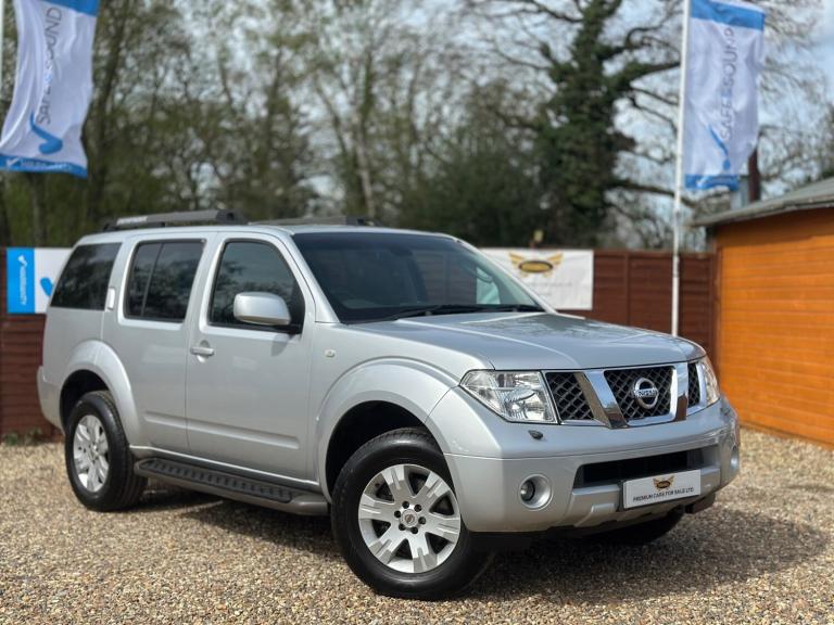 2006 Nissan Pathfinder 2.5 dCi Aventura SUV 5dr Diesel Automatic 7 Seater  4x4 Diesel Automatic