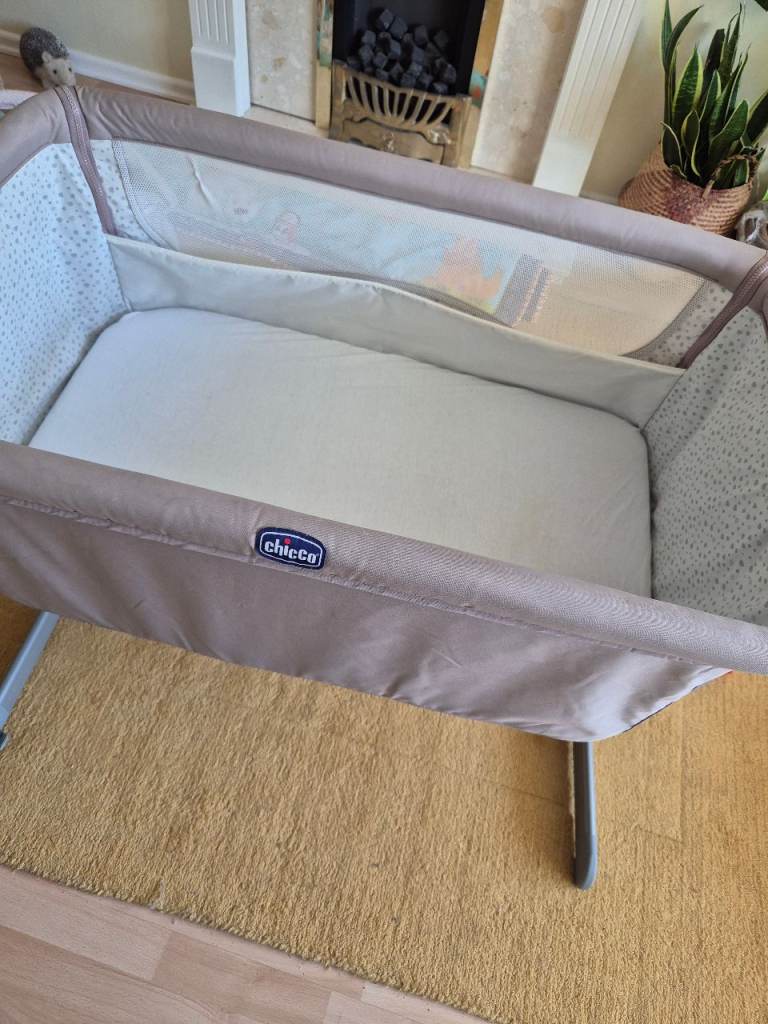 Chicco next to me & babymoov cosydream