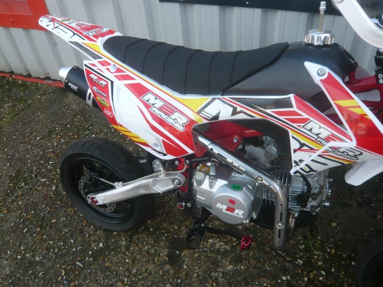 M2R 140 SUPERMOTO OFF ROAD PIT BIKE KIDS MX DIRT TRACK RACE SPORTS R STOMP 125 S