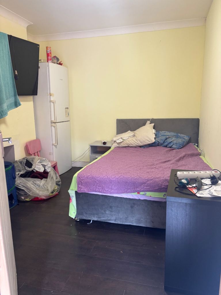 Medium sized room