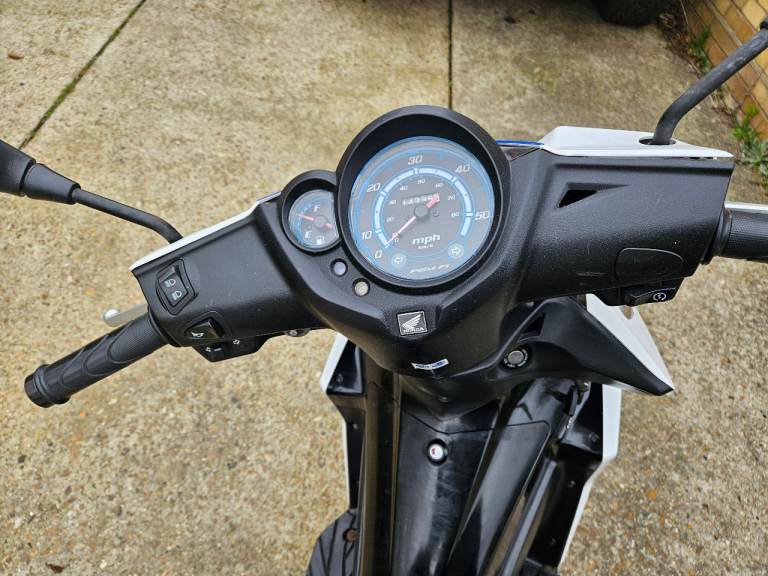 Honda, NSC, 2013, 49 (cc)