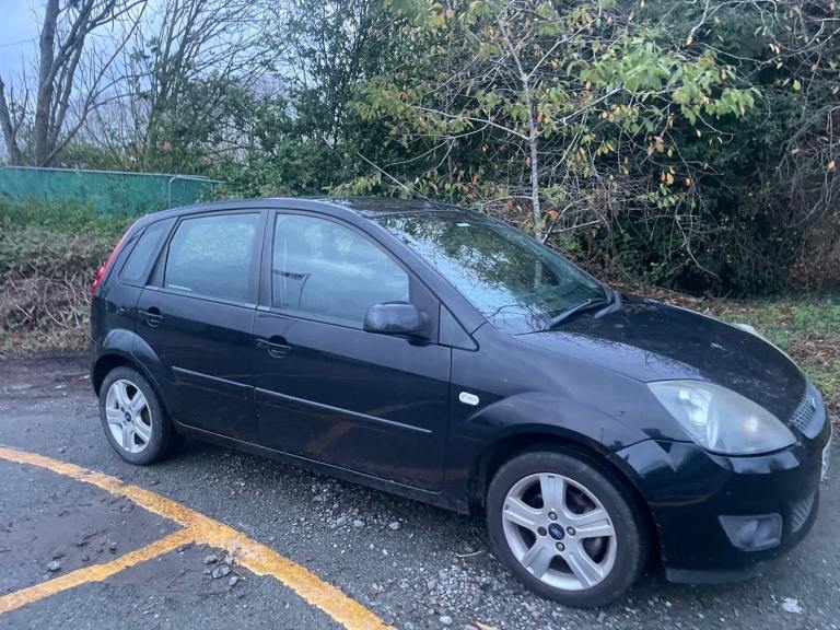FORD FIESTA 1.4 ZETEC CLIMATE 58 REG 5 DOOR 75175 MILES 12 MONTHS MOT LOW INSURANCE 48+MPG