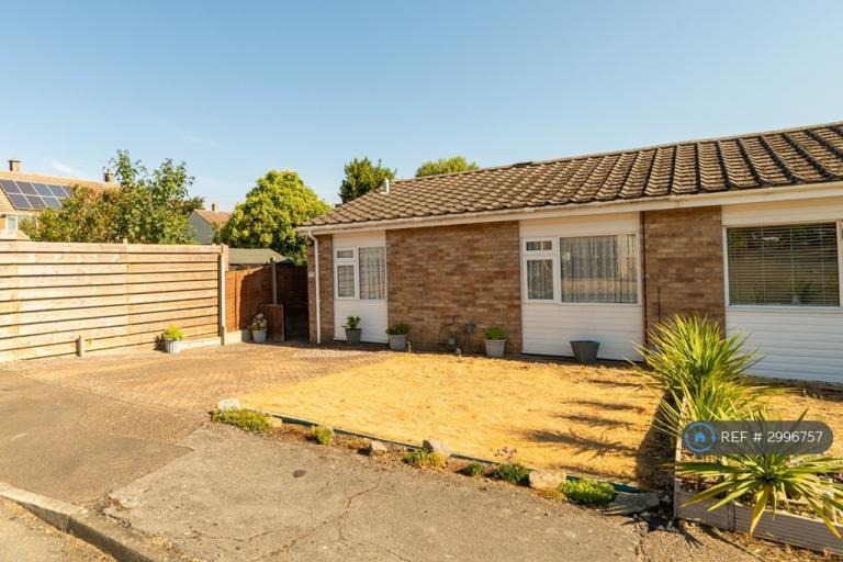 2 bedroom house in Romany Close, Letchworth, SG6 (2 bed) (#2996757)