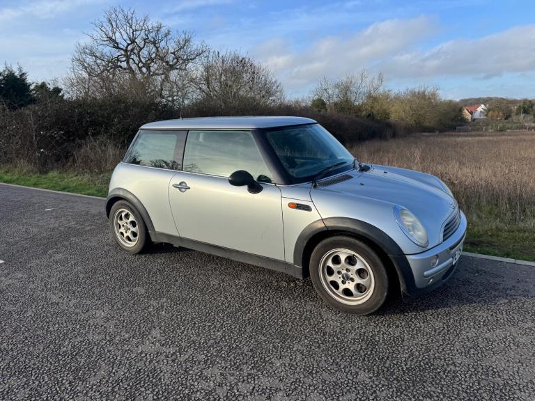 2002 MINI Hatch 1.6 One 3dr 72,000 Miles 1 Owner  HATCHBACK Petrol Manual